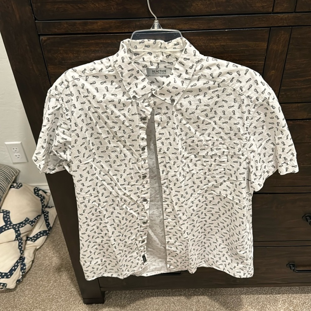 Kenneth Cole button up shirt